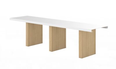 Tojo Dreh Regal Anbaumodul: Weißes Regal mit drei hellen Holzfüßen, modernes Möbeldesign.
